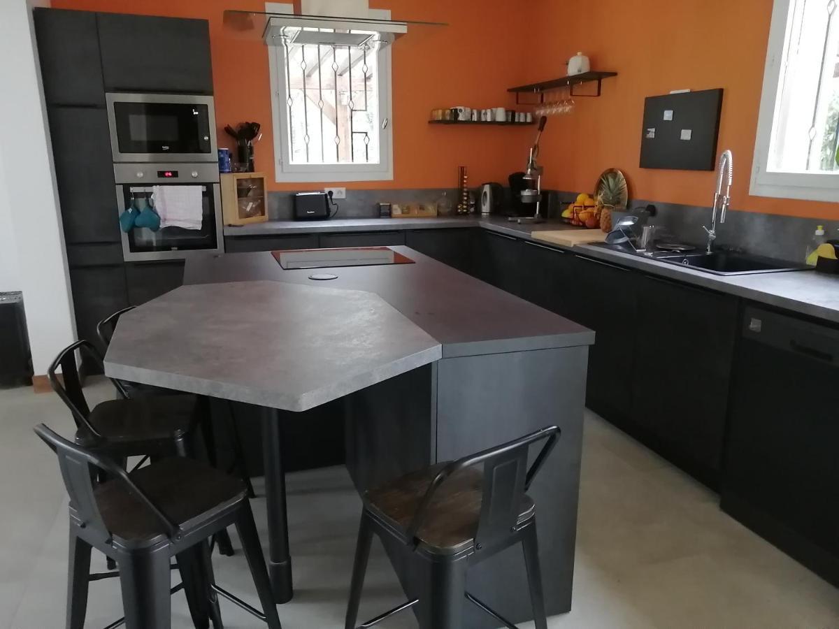 Le Gite Du Parc La Coquille Ngoại thất bức ảnh